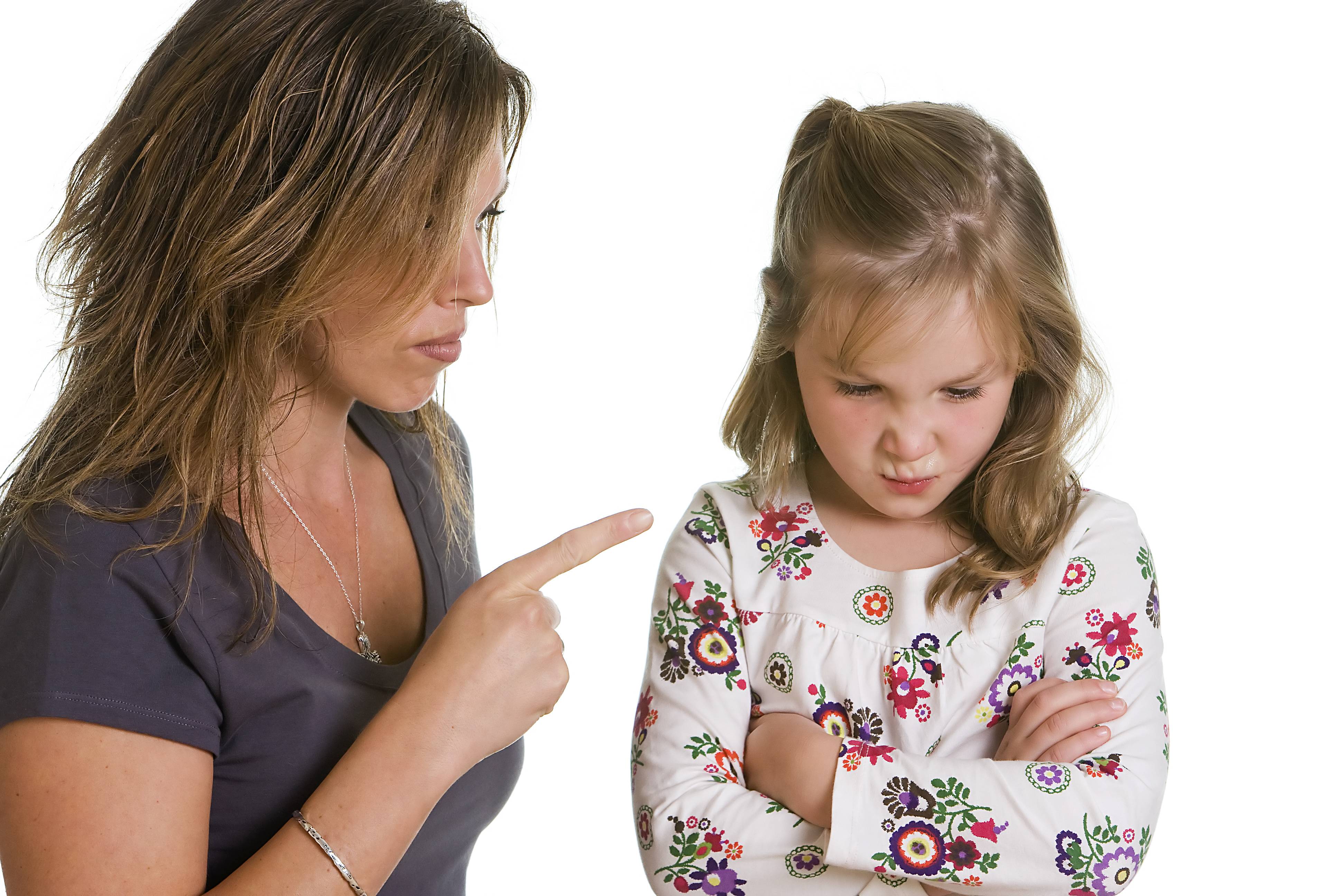Драки между детьми: 9 ошибок родителей