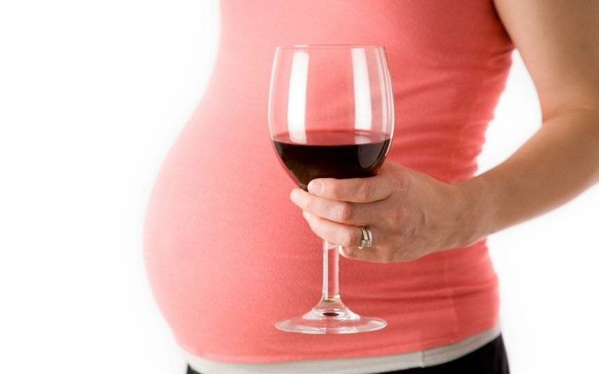 Можно ли употреблять алкоголь при беременности? какие последствия?