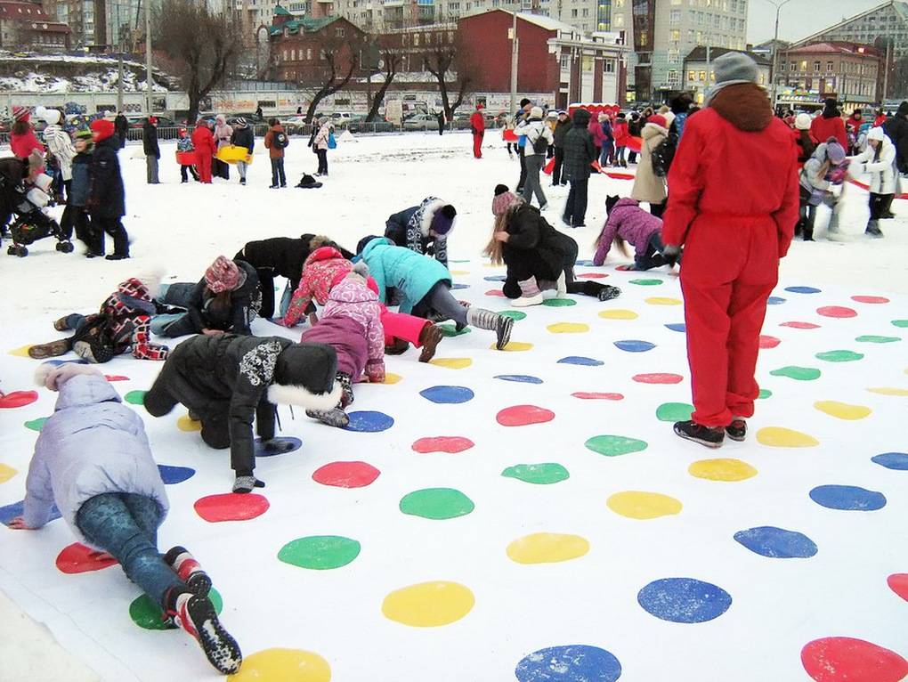 Зимние игры для детей на улице