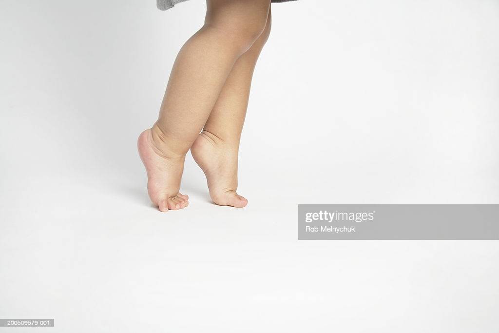 Ребенок ходит на носочках: норма и патология