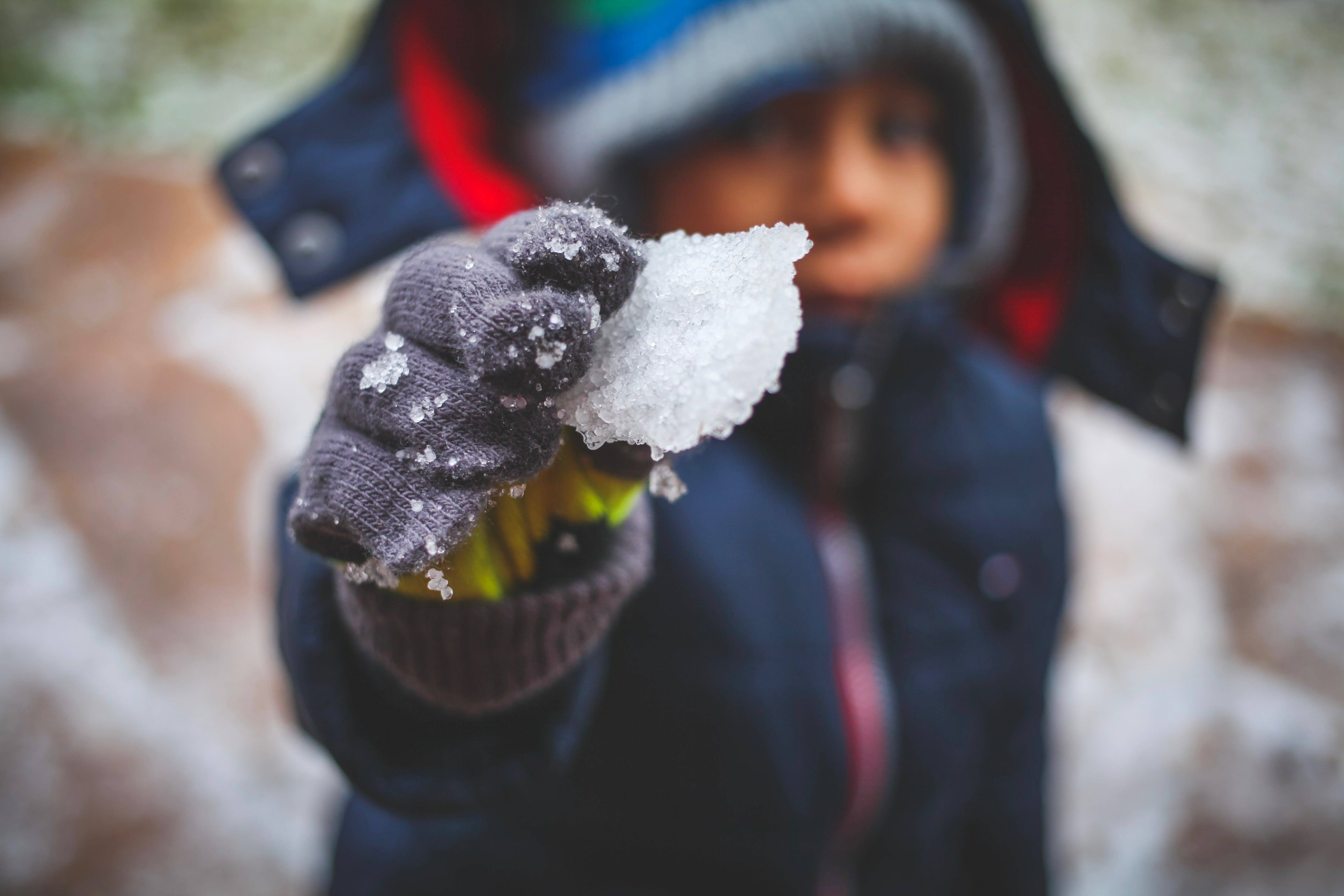 Признаки обморожения у детей и оказание первой помощи