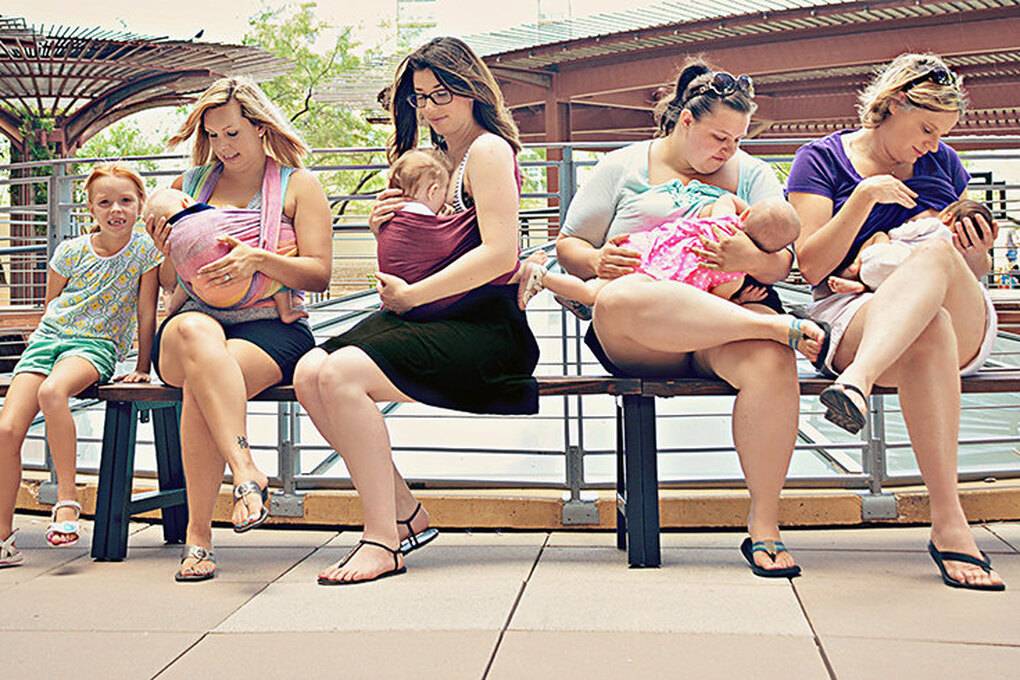 Кормление грудью на улице и в общественных местах: правила поведения