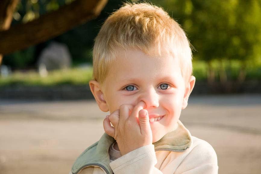 Удаление инородных тел из носа у детей: симптомы и лечение