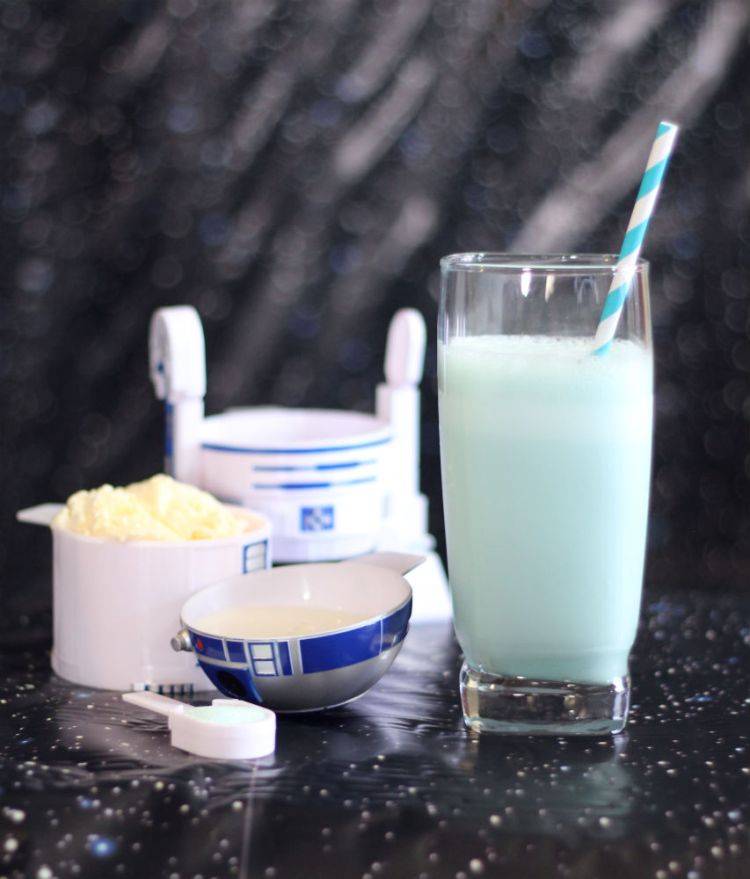 Почему молоко синее?. сообщества мам на cafemam.ru