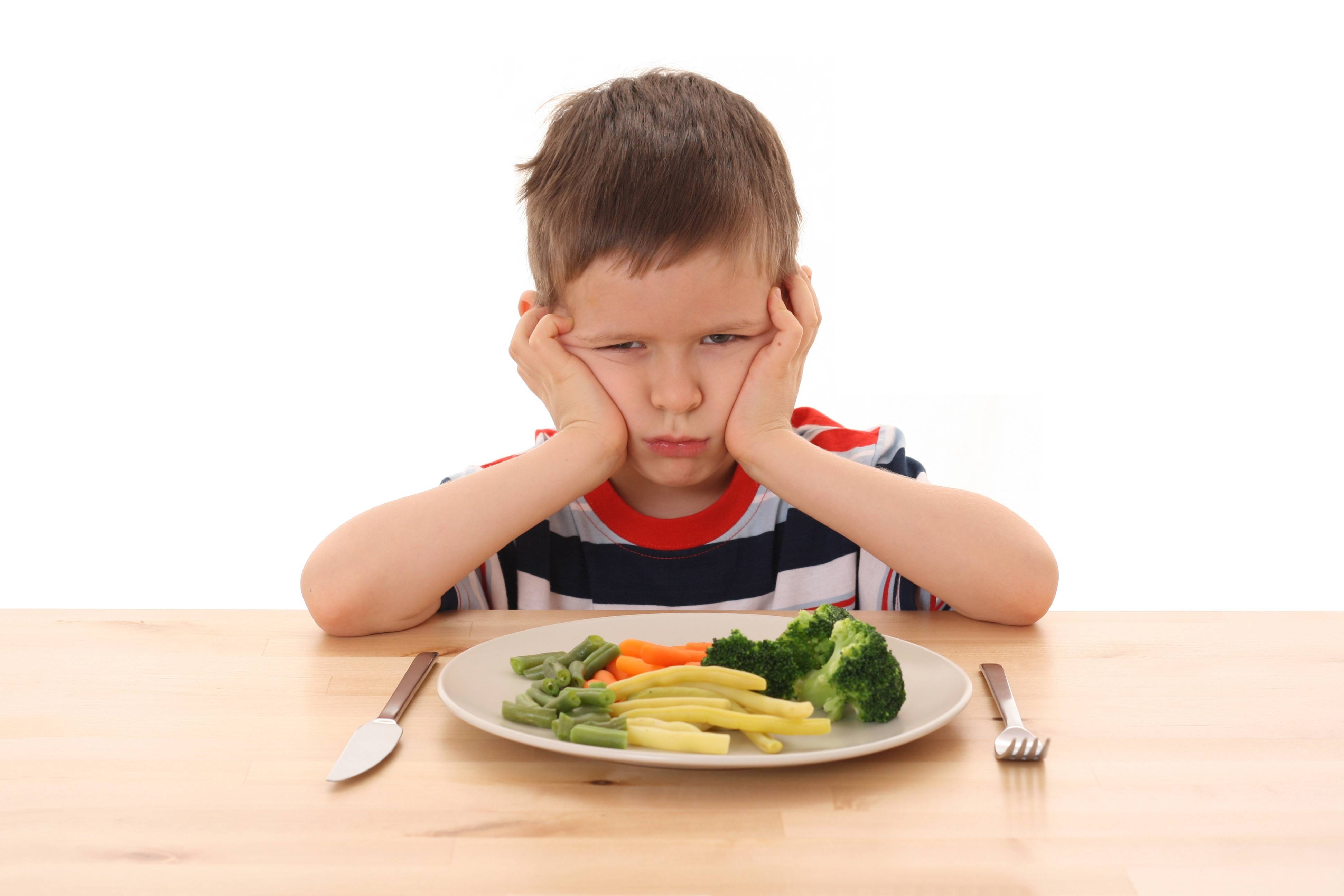 Почему ребенок не хочет есть?