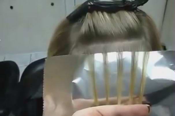 Можно ли делать мелирование волос при беременности