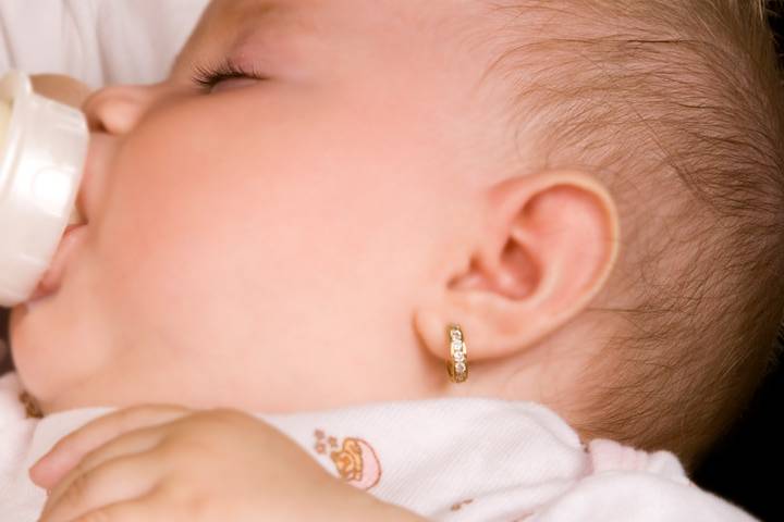 Во сколько можно прокалывать уши девочке младенцу - детская городская поликлиника №1 г. магнитогорска