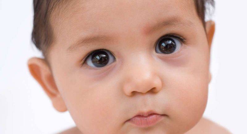 Синяки под глазами у грудничка: причины, почему у новорожденых появдяются темные круги, советы родителям