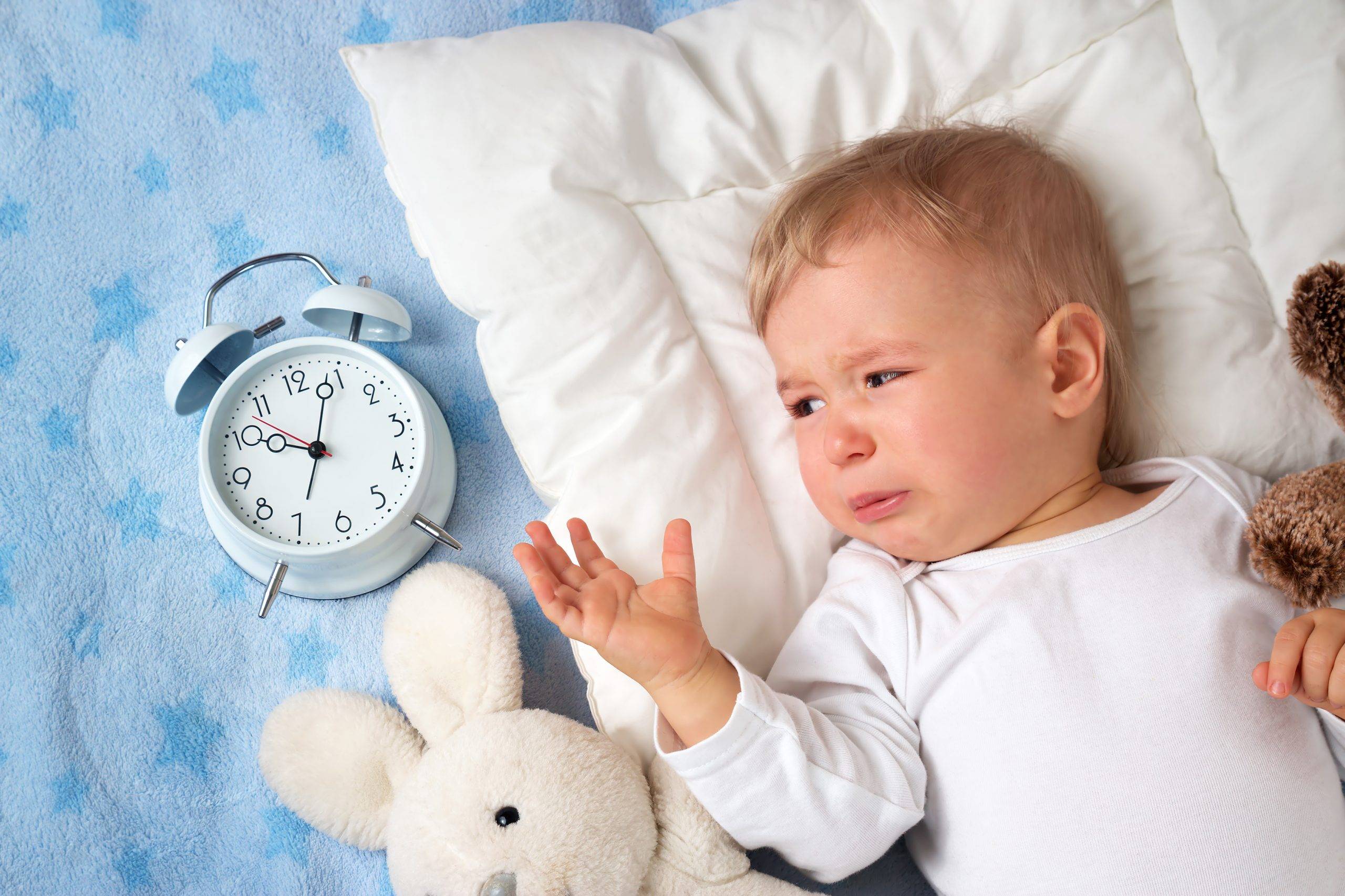 Ребенок плохо спит ночью: почему и что делать?