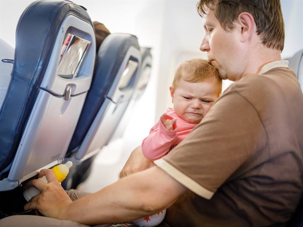 Что взять в самолет на длительный перелет: советы путешественников