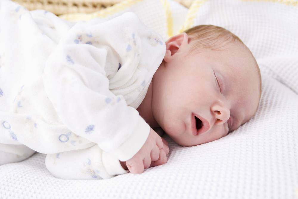 Ребенок храпит: храп у ребенка во сне и его причины
