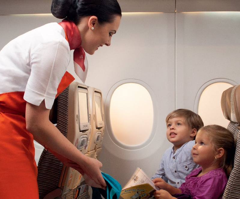 15 идей чем занять ребенка в аэропорту при пересадке, в ожидании рейса? | семья и мама