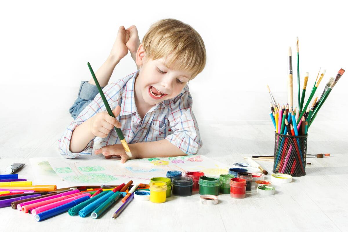Зачем ребенку рисовать: что развивает рисование у детей