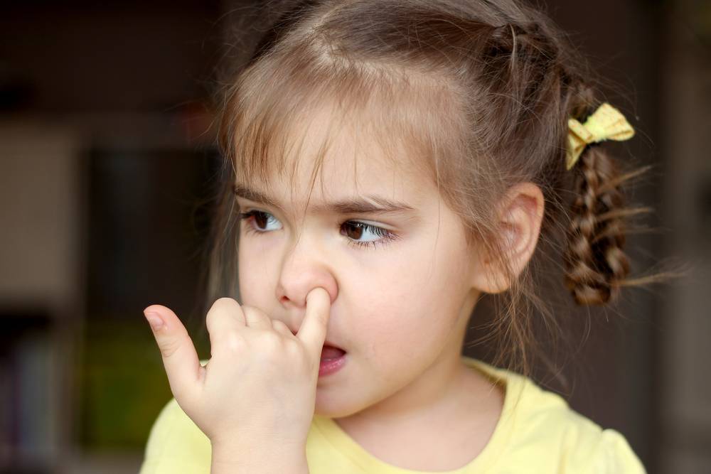 Удаление инородных тел из пазух носа у ребенка