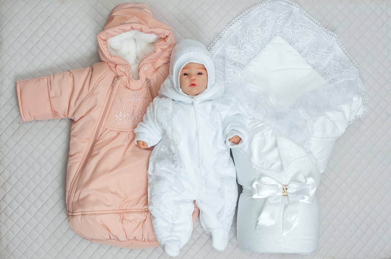 Виды зимней одежды для новорожденных при выписке, что должно быть обязательно