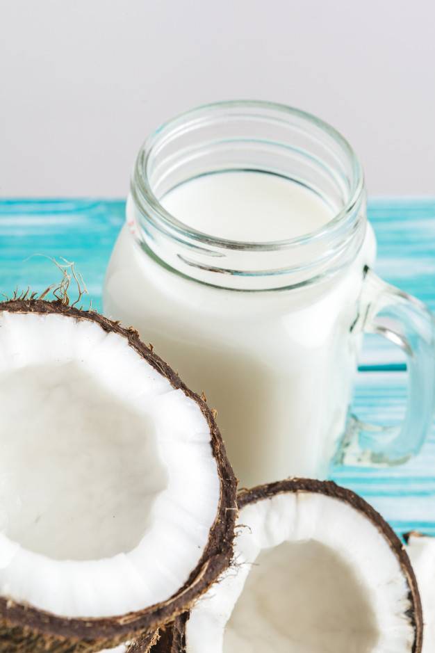 Кокосовое молоко: польза и вред, как сделать в домашних условиях, обзор отзывов о том, как лучше приготовить и употребить, состав, калорийность, бжу