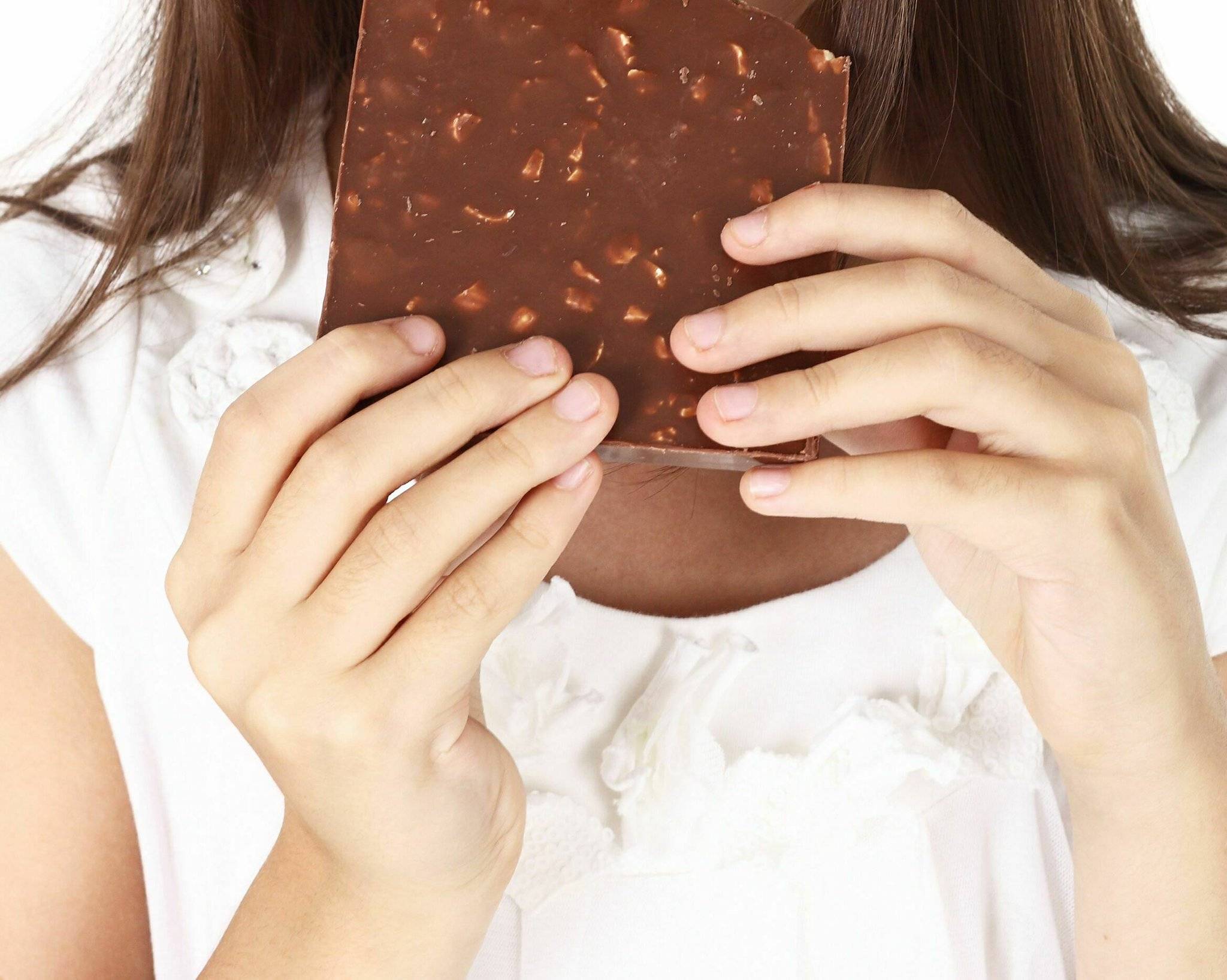 Шоколад при грудном вскармливании: можно или нельзя