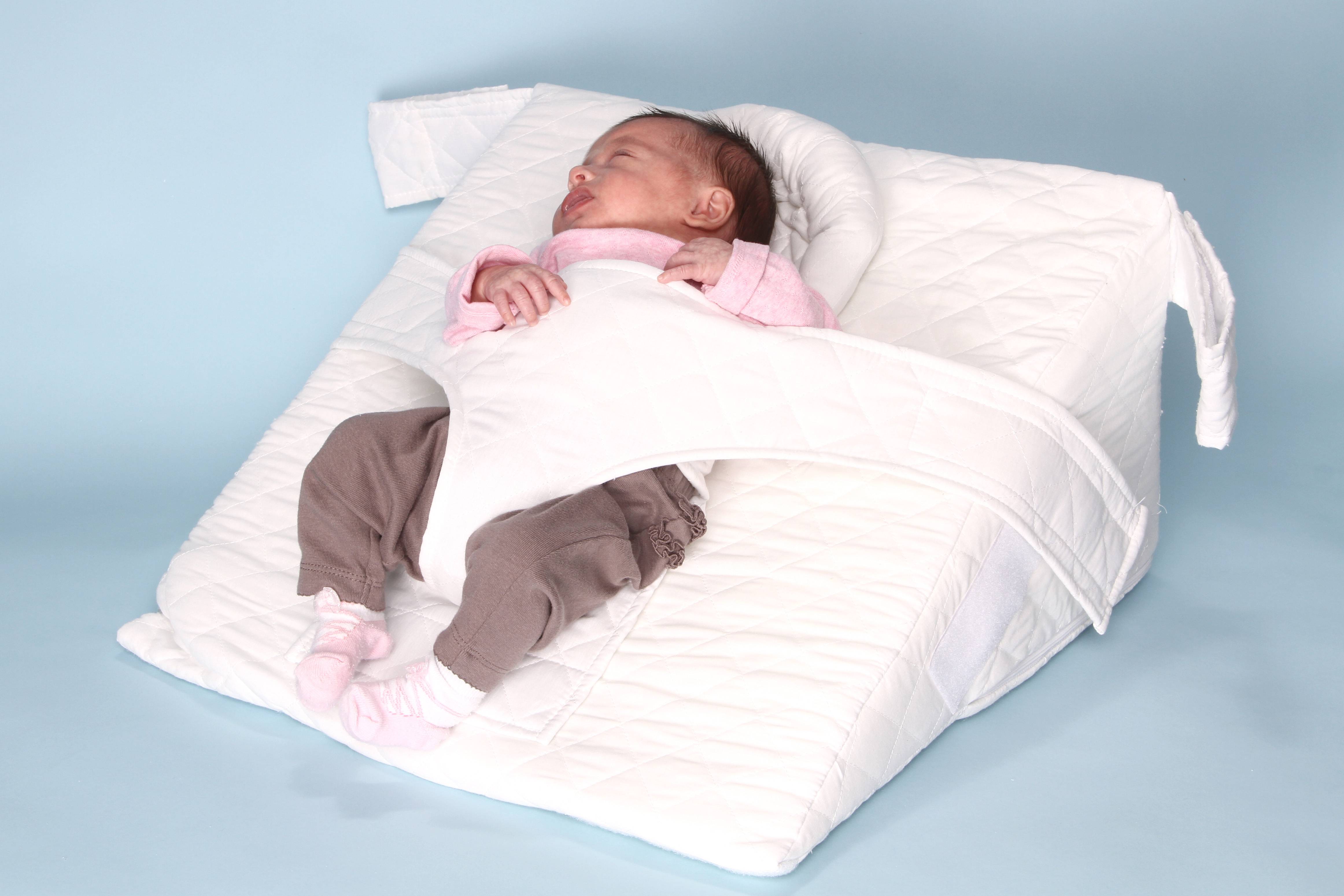 Подушка для малыша с какого возраста | главный перинатальный - всё про беременность и роды