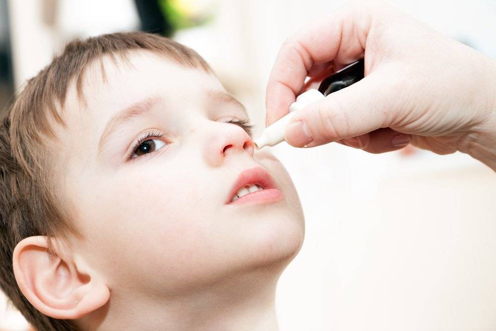 Техника закапывания капель в глаза, нос и ухо ребенку раннего возраста