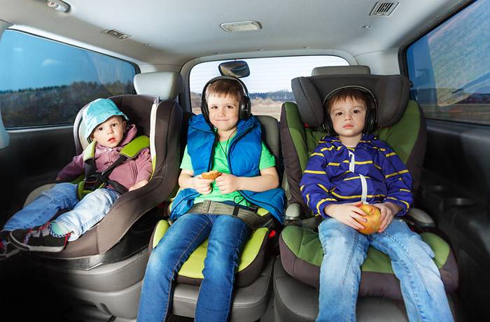 Поездка с маленькими детьми на море на машине: как подготовиться и что взять