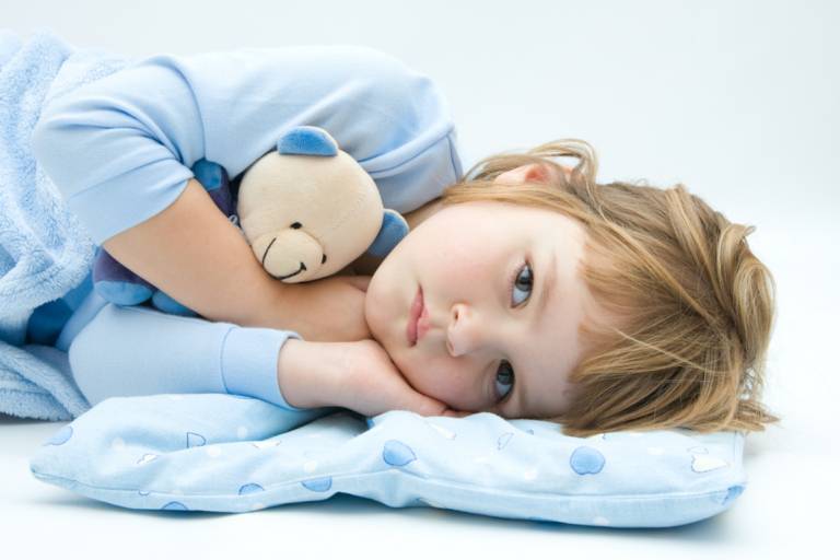Обойдемся без истерик: 6 советов, как быстро уложить ребенка спать