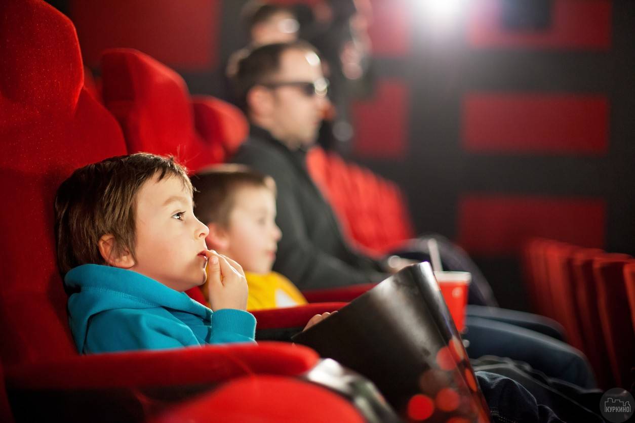 Детский билет в кинотеатр до какого возраста: информация с разъяснениями