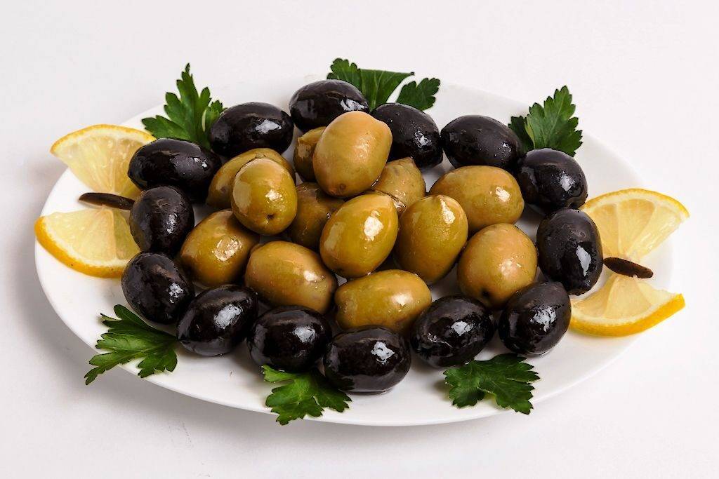 Можно ли есть оливки во время грудного вскармливания
