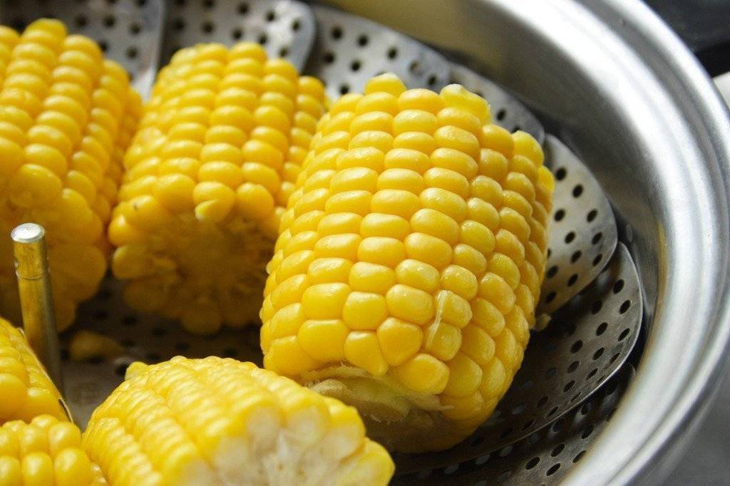 Можно ли кормящей маме консервированную кукурузу