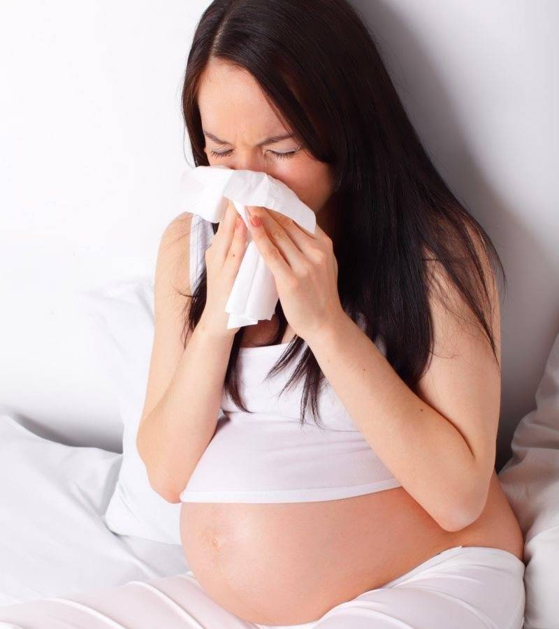 Как вылечить аллергический ринит при беременности?