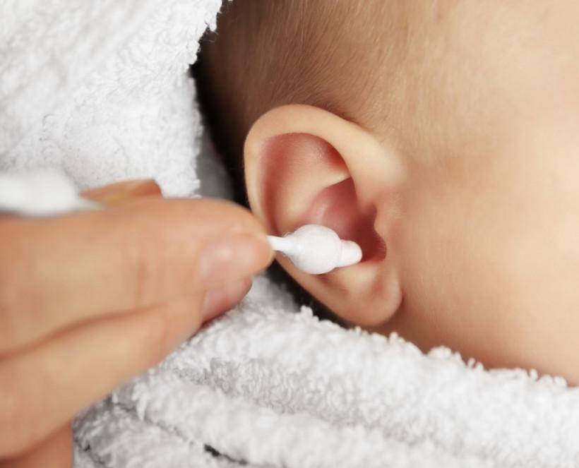 Как правильно чистить уши ребенку в домашних условиях – всё о чистке ушей детям