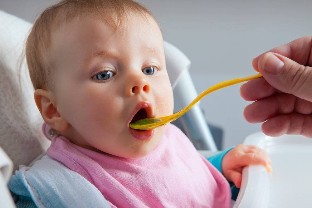 Ночные кормления и кариес у ребенка: можно ли кормить ночью?