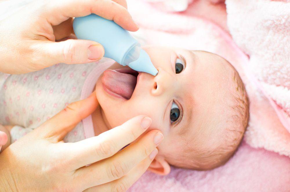 Нужно ли чистить нос младенцу?
