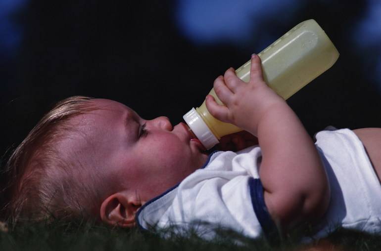 Как ребенка отучить от ночного кормления: грудью, смесью, советы