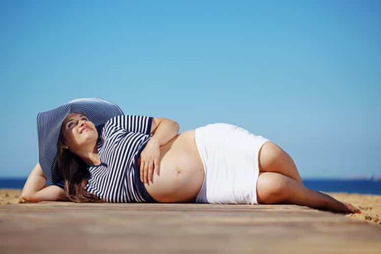 Можно ли беременным загорать в солярии или на солнце?