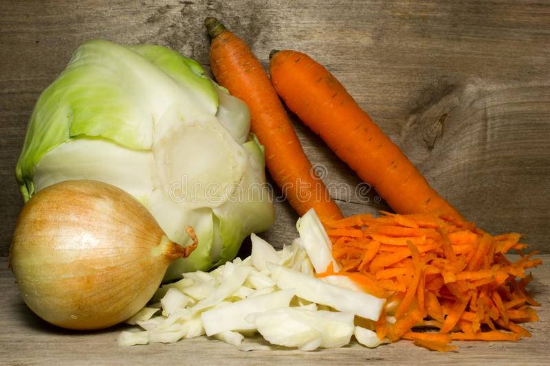 Можно ли морковь, лук и капусту при грудном вскармливании