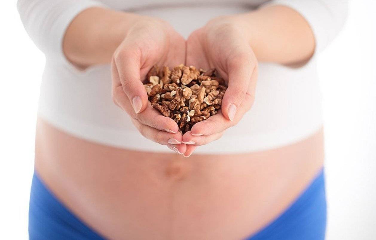 Можно ли беременным фундук? польза и вред ореха при беременности