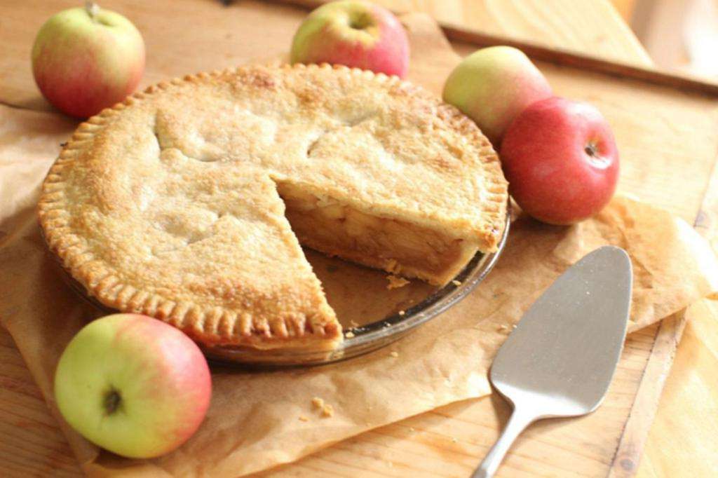Рецепт шарлотки с яблоками при грудном вскармливании