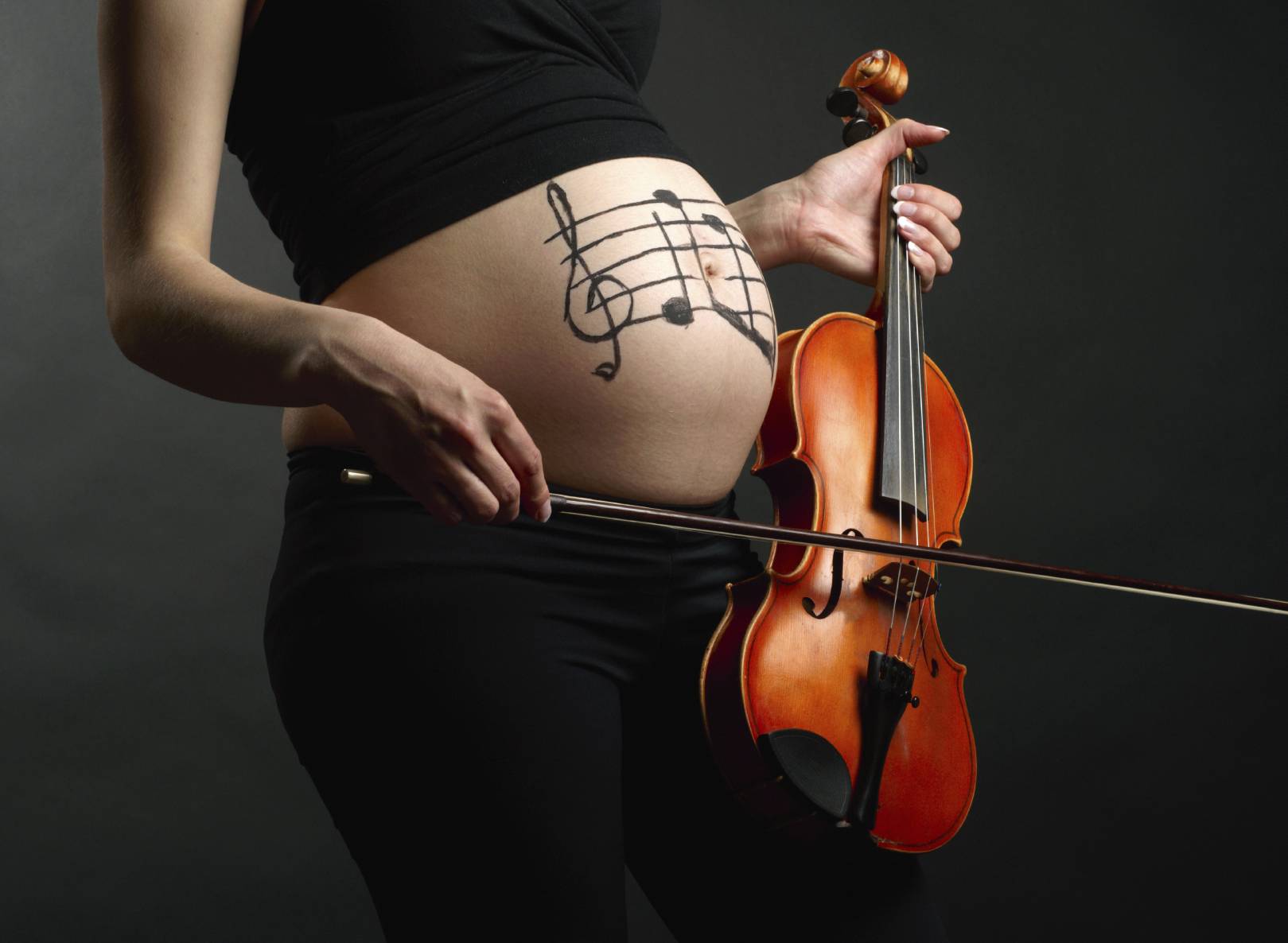 Музыка для беременных: обязательно ли слушать классику?