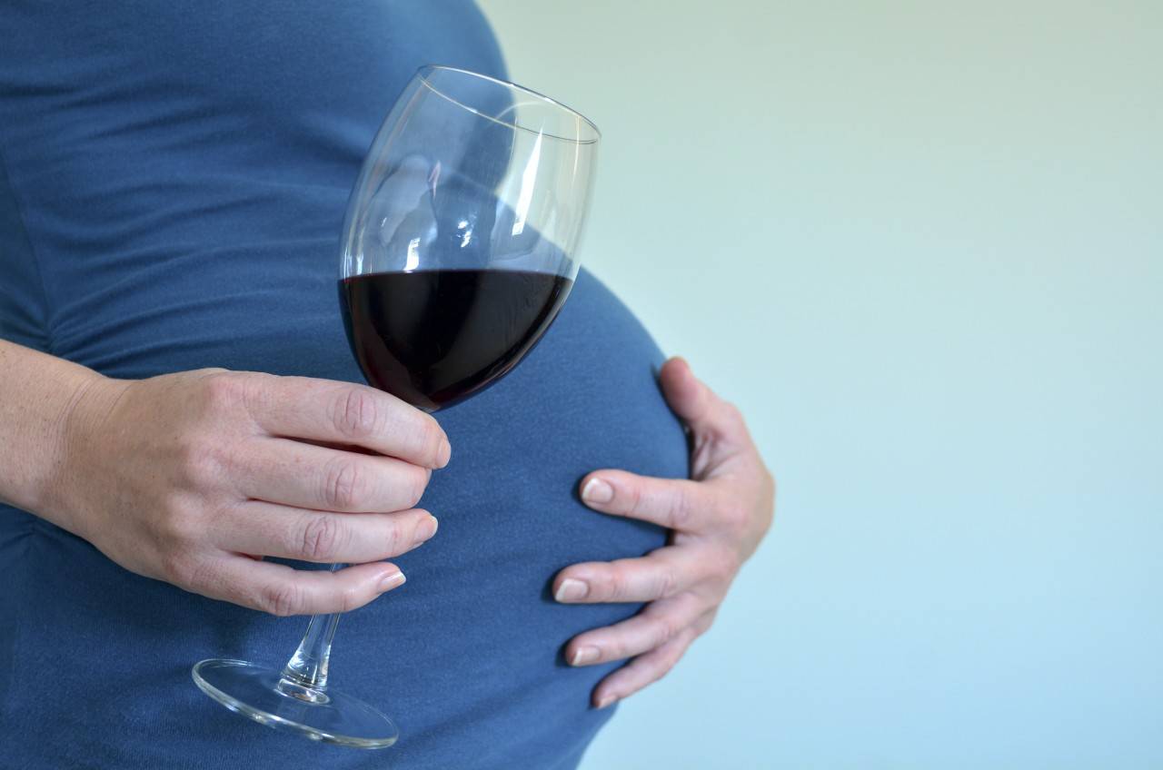 Алкоголь при беременности - почему беременным нельзя пить спиртное * клиника диана в санкт-петербурге