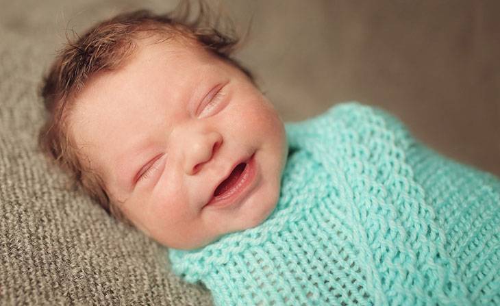Когда дети начинают улыбаться? признаки нормального развития ребенка :: syl.ru