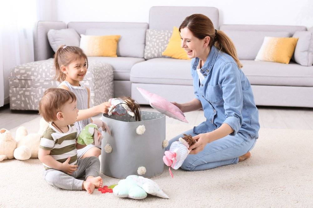 Как научить ребенка убирать игрушки?