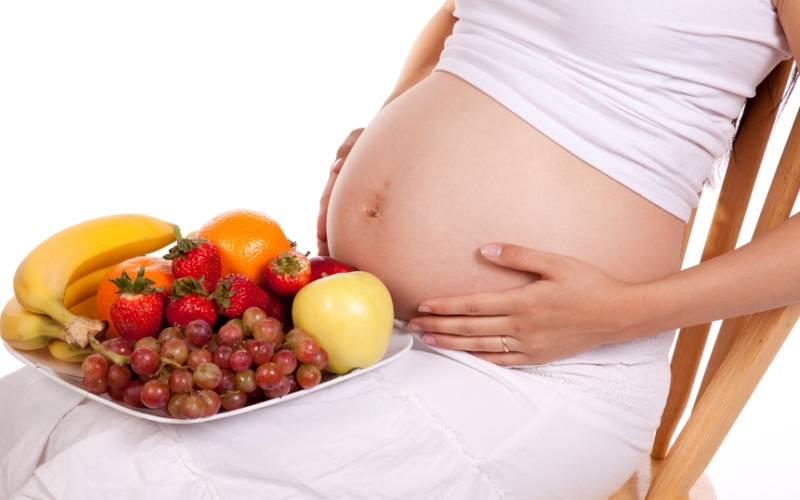 Хурма при беременности - польза и вред, можно ли есть, сушеная, в третьем триместре