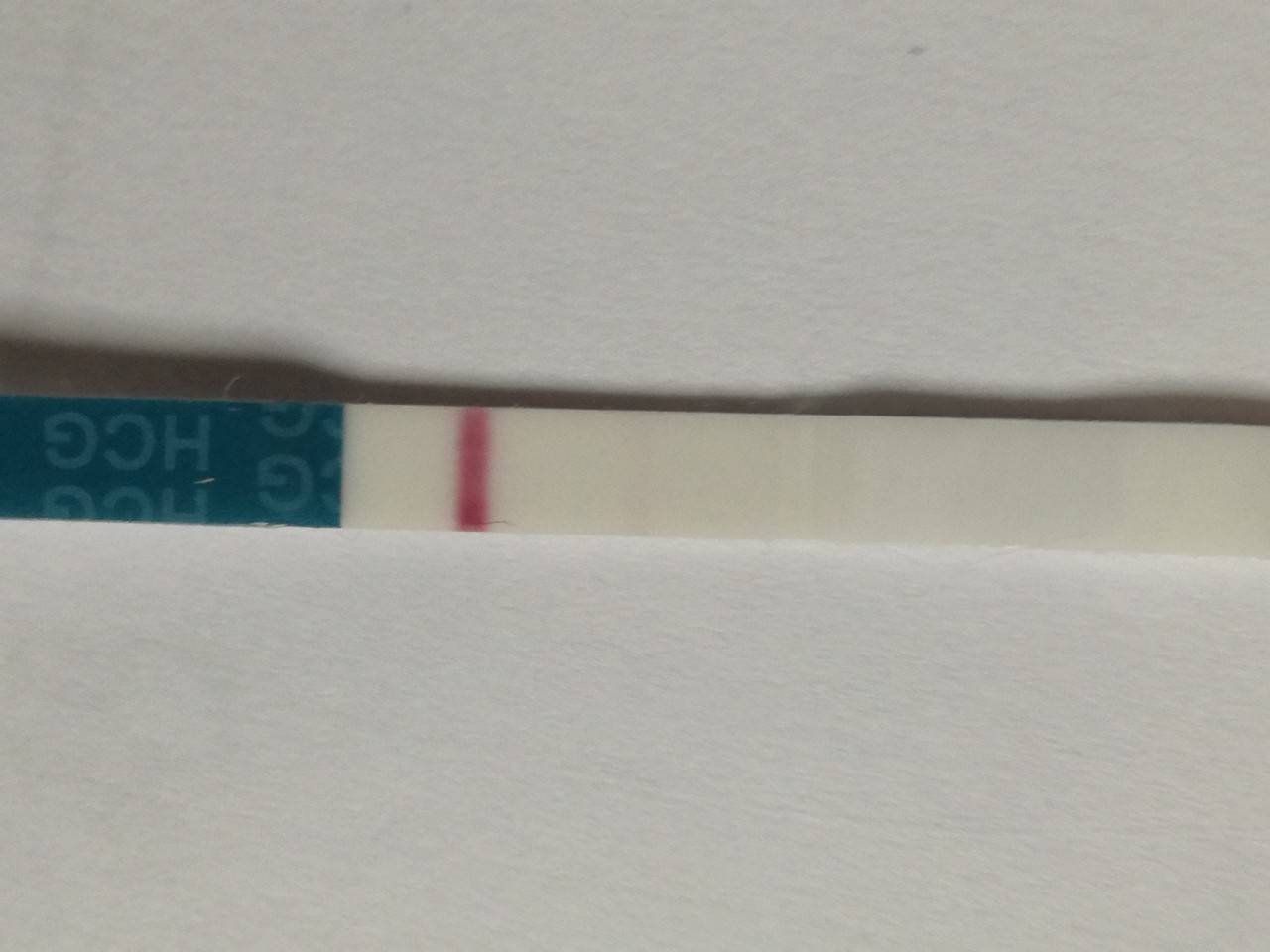 Слабая вторая полоска на тесте на беременность - если тест показал бледную вторую полоску