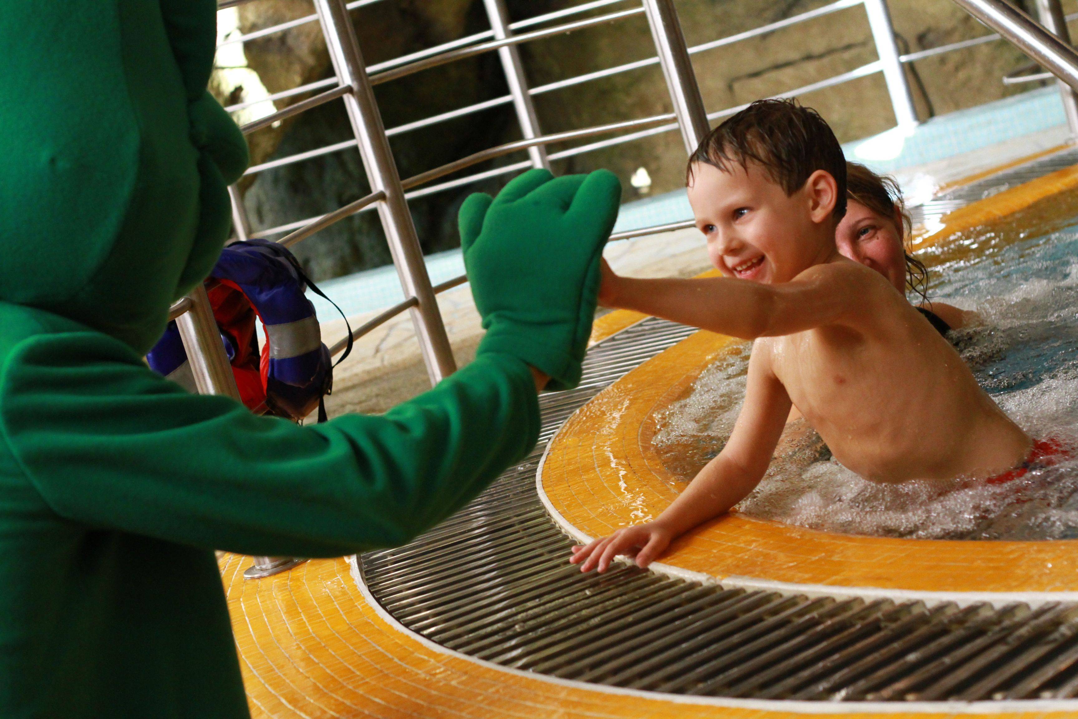 С ребенком в аквапарк во всеоружии, или как избежать неприятных сюрпризов?