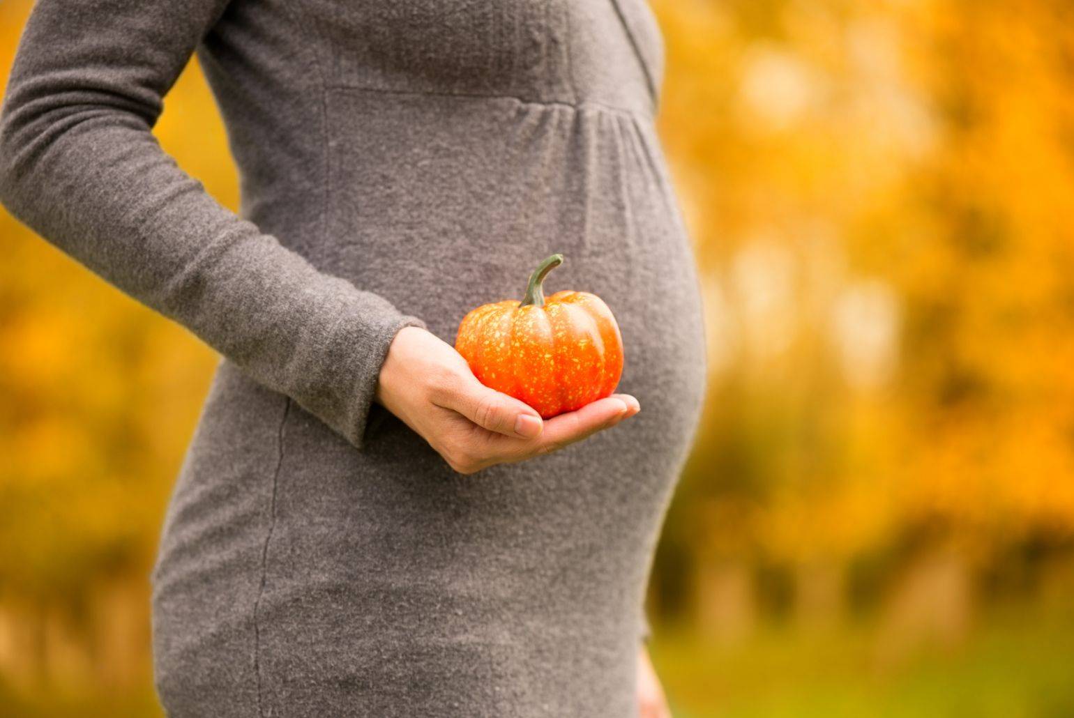 Тыквенные семечки при беременности: польза и вред. можно ли тыквенные семечки во время беременности на ранних и поздних сроках — беременность. беременность по неделям.