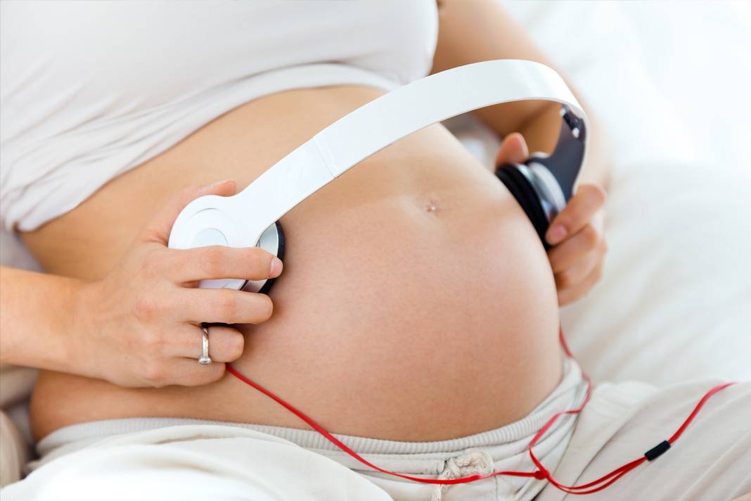 Музыка для беременных: какую лучше слушать для пользы плода, подборка композиций