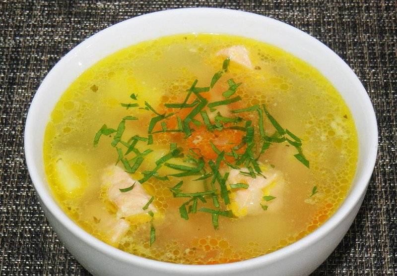 Рыбный суп для детей: рецепт простого и полезного супа