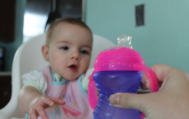 Отучение двухлетнего ребенка от бутылочки
