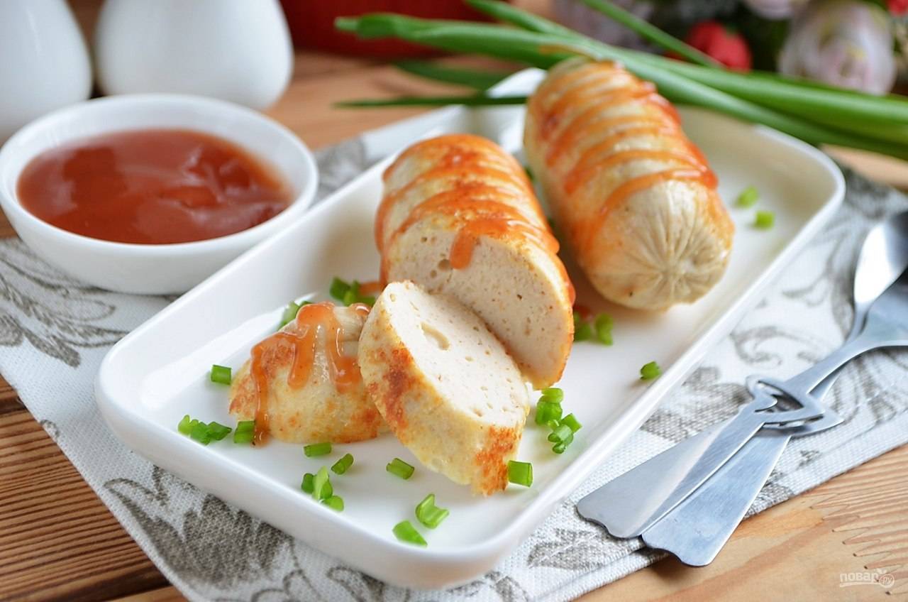 Как сделать домашние сосиски для детей. рецепт домашних куриных сосисок в пищевой плёнке | детский сайтик