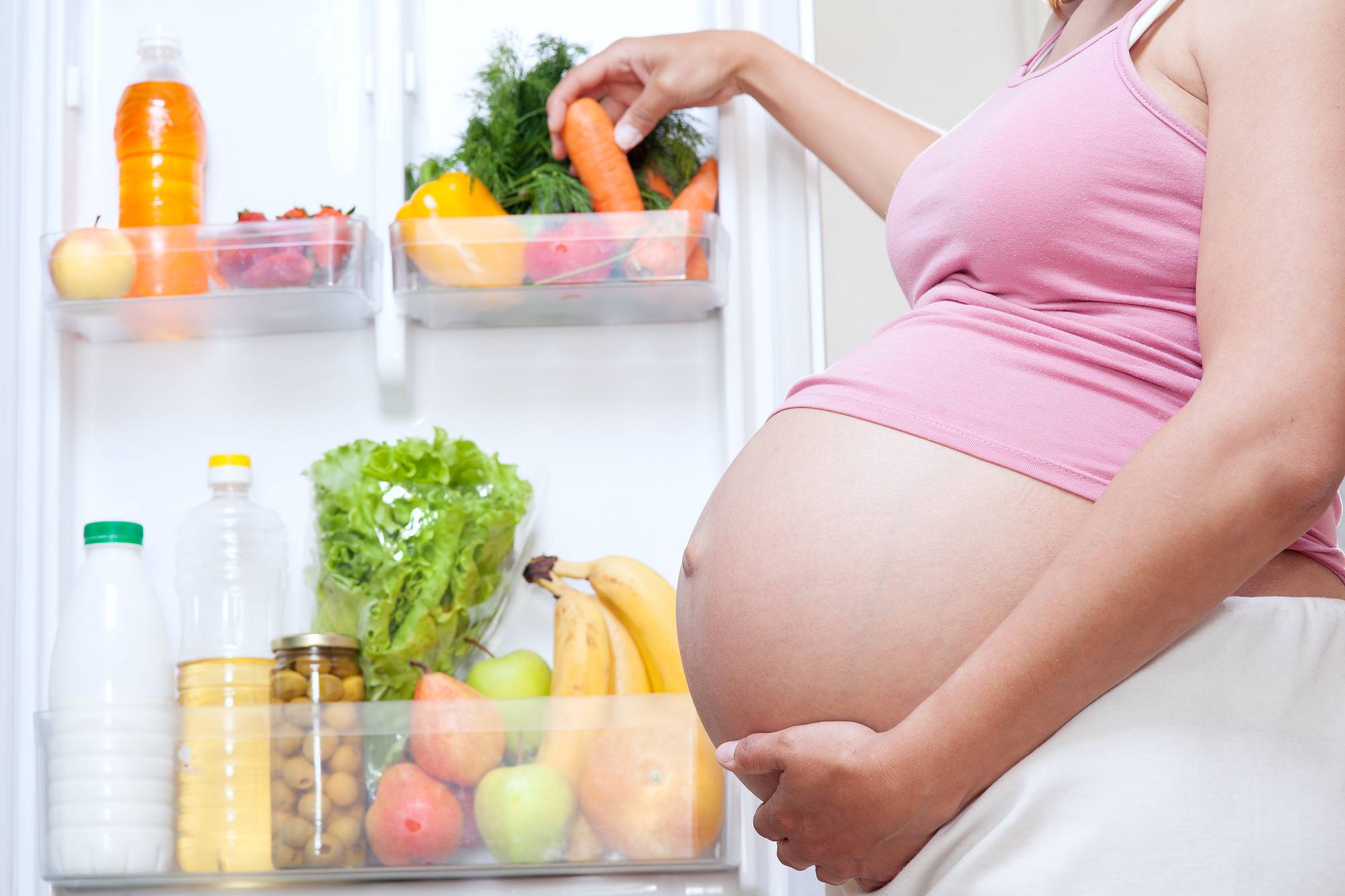 Фрукты при беременности – витаминный заряд для здоровья будущих мам и малышей